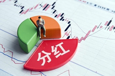 為啥要買香港重大疾病險(xiǎn)？因?yàn)椴粌H保疾病，還有巨額收益